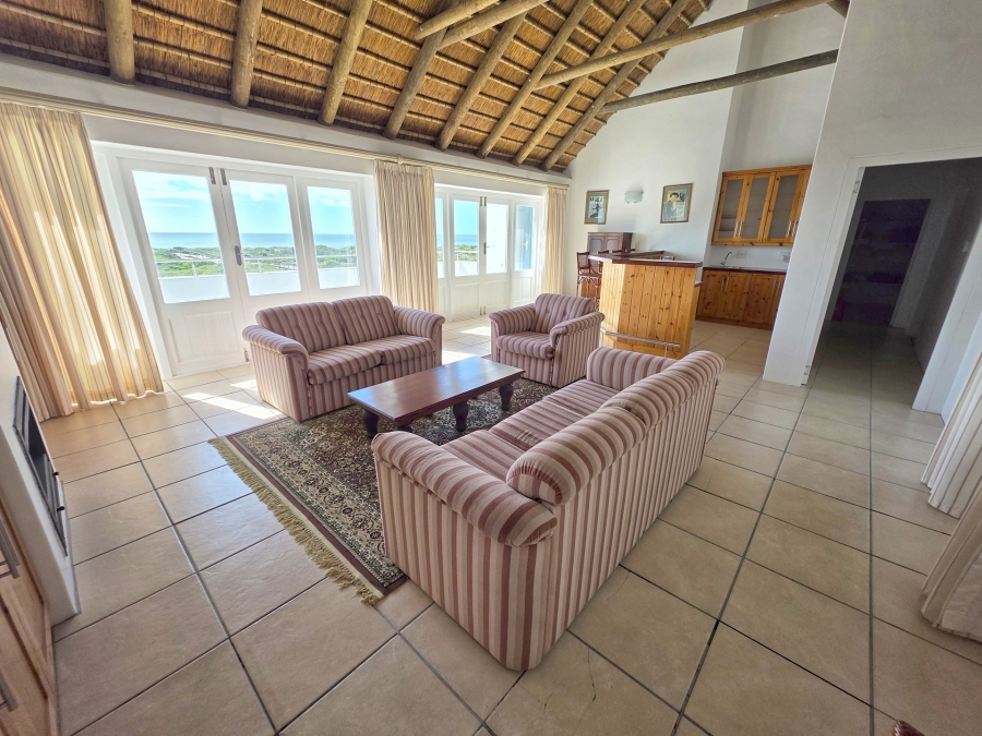 5 Bedroom Property for Sale in Struisbaai Western Cape